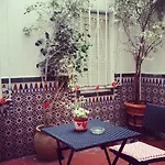 Berlin Konukevi *
