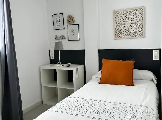 Berlin Гостевой дом Марбелья